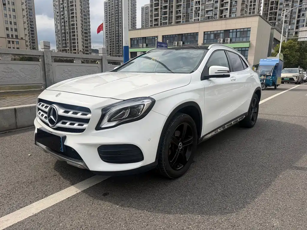 Mercedes-Benz GLA 2019 GLA 200 Fashion Model купить на сайте DeffCars