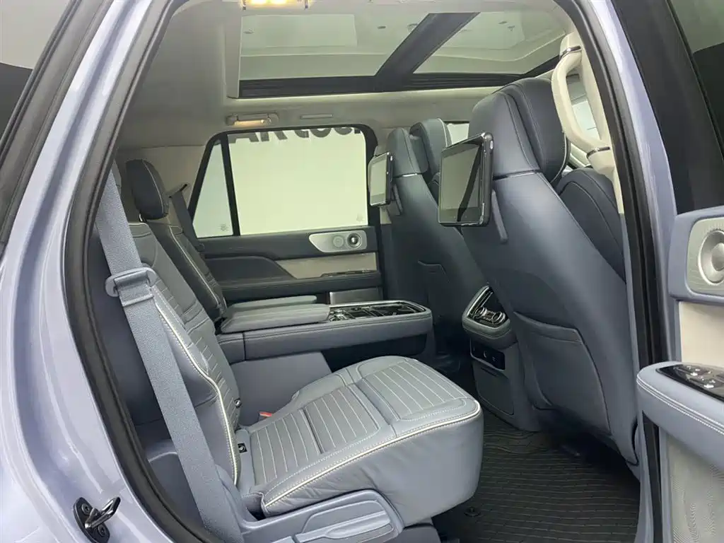 Navigator 2020 3.5T President Series купить на сайте DeffCars