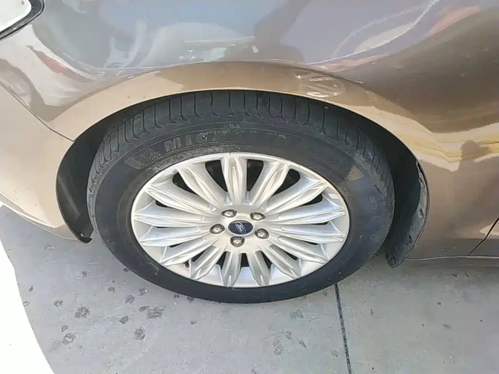 Mondeo 2013 2.0L GTDi200 Fashion Model купить на сайте DeffCars