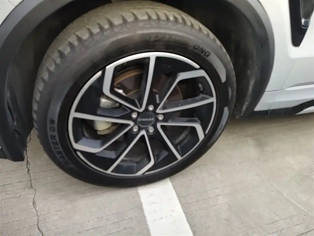 Lynk & Co 01 2023 1.5TD EM-F PM купить на сайте DeffCars