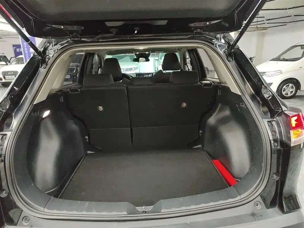 Fenglanda 2023 2.0L CVT leading version купить на сайте DeffCars
