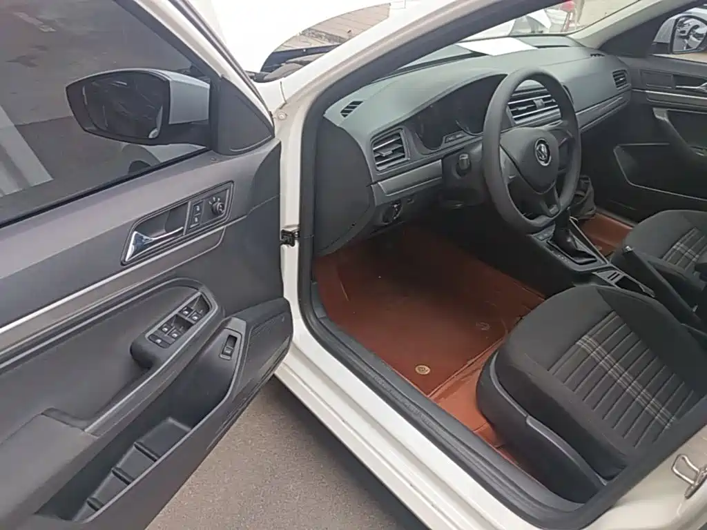 Lavida 2019 Lavida Qihang 1.5L Automatic Fashion Edition National VI купить на сайте DeffCars