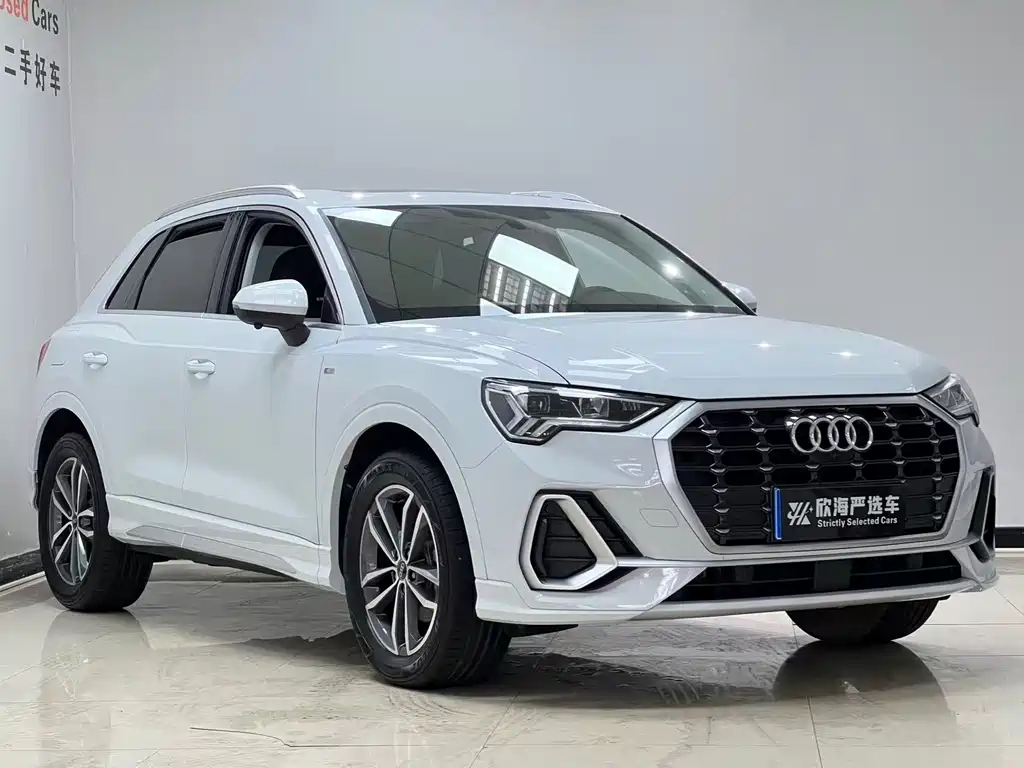 Audi Q3 2023 35 TFSI Enterprising Dynamic (1.4T) купить на сайте DeffCars