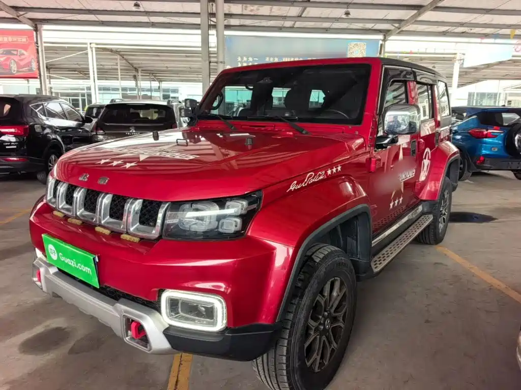 Beijing off-road BJ40 2019 facelift 2.0T automatic four-wheel drive city hunter version exclusive model National V купить на сайте DeffCars
