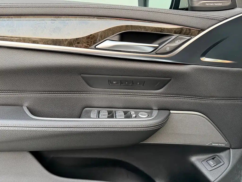 BMW 6 Series GT 2019 630i M Sports Package купить на сайте DeffCars