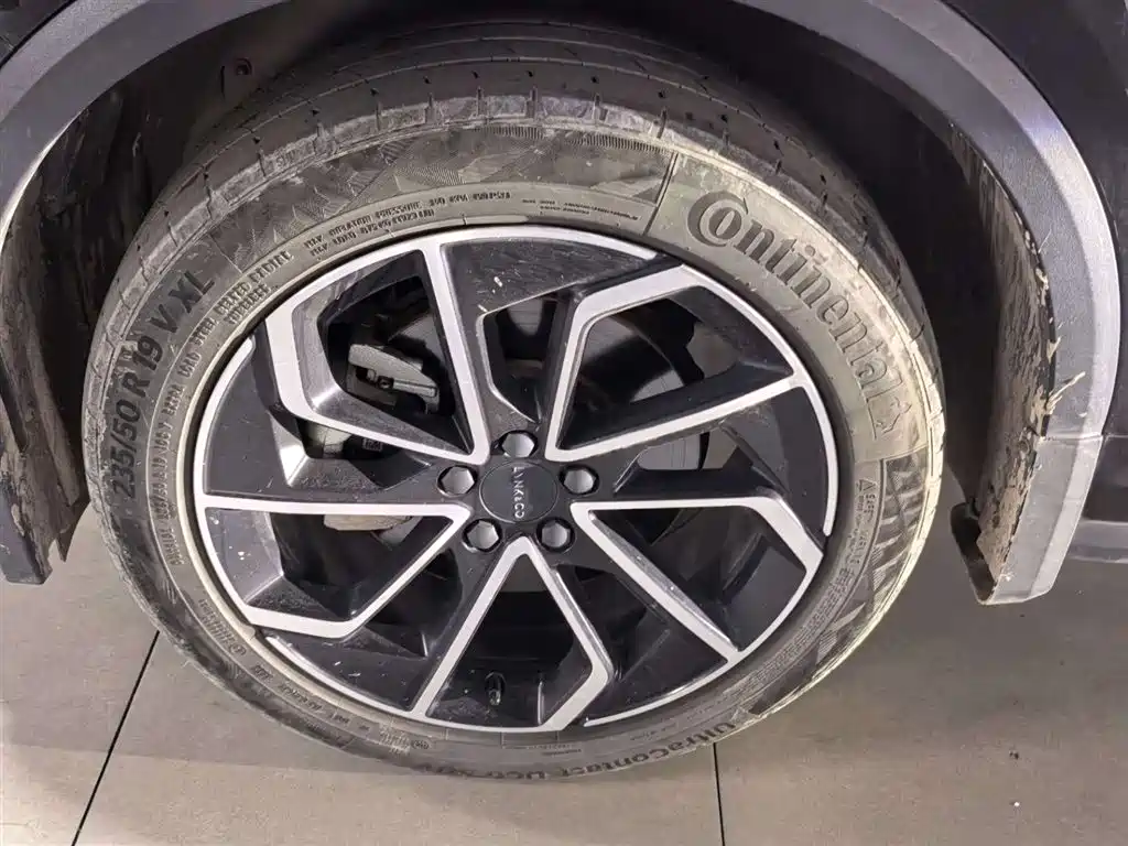 Lynk & Co 01 2023 1.5TD EM-F PM купить на сайте DeffCars