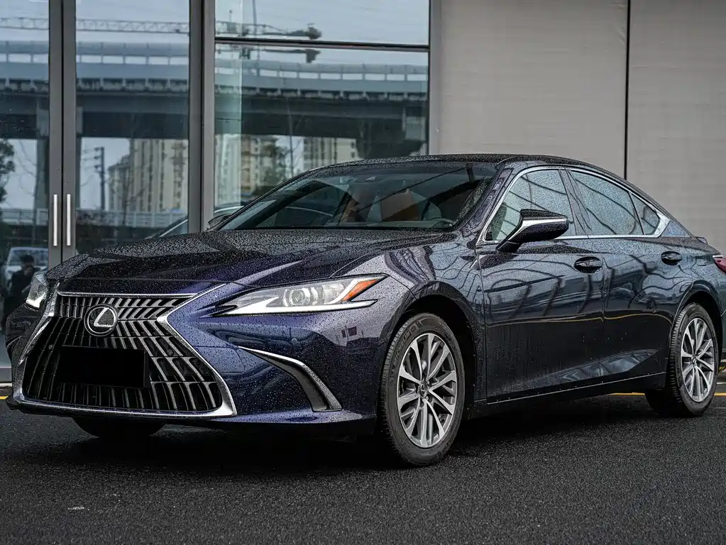 Lexus ES 2022 300h Excellence Edition купить на сайте DeffCars