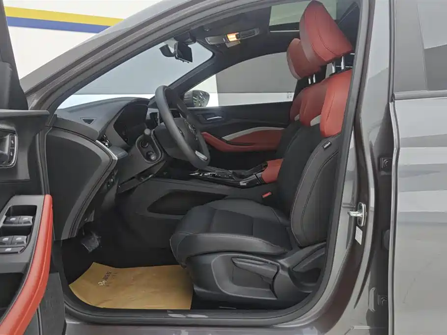 MG5 2023 180DVVT CVT Deluxe Edition купить на сайте DeffCars