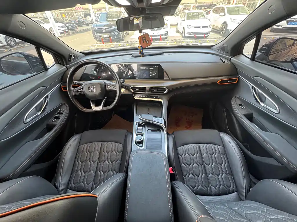 Changan UNI-T 2022 1.5T premium model купить на сайте DeffCars
