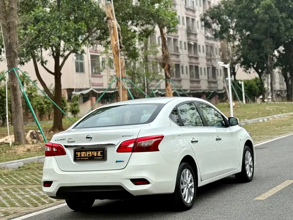 Sylphy 2018 1.6XE CVT Comfort Edition купить на сайте DeffCars