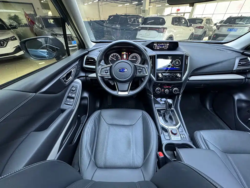 Forester 2022 2.0i AWD Deluxe Edition EyeSight купить на сайте DeffCars