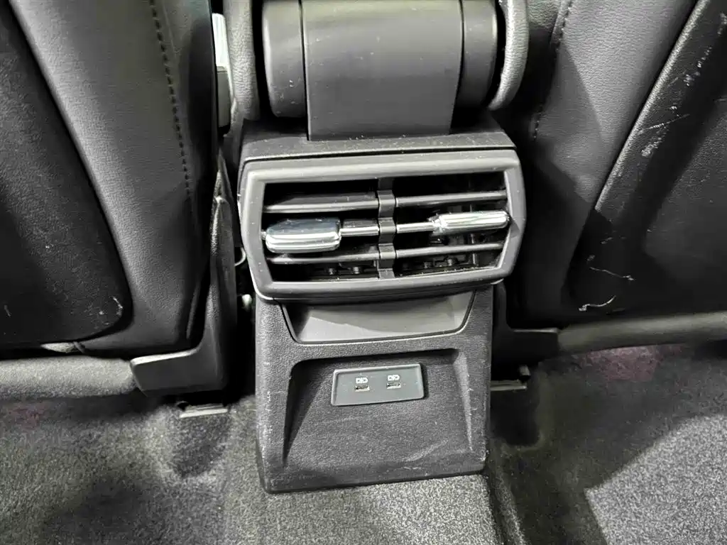Audi A3 2023 facelift Sportback 35 TFSI stylish and sporty купить на сайте DeffCars