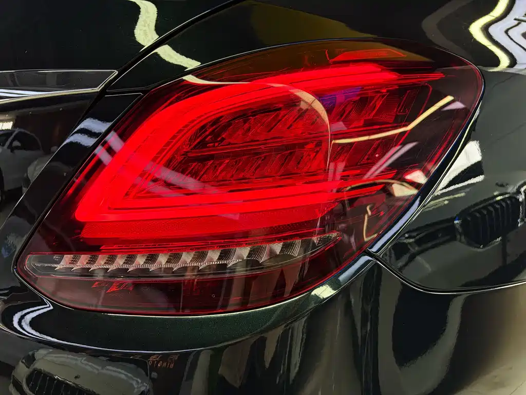 Mercedes-Benz C-Class 2019 facelift C 260 L sports version купить на сайте DeffCars