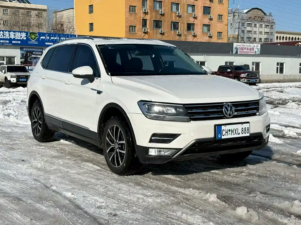 Tiguan L 2018 330TSI automatic two-wheel drive luxury version купить на сайте DeffCars