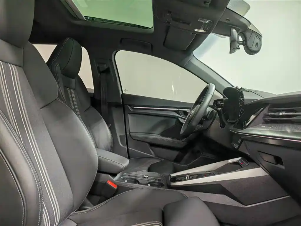 Audi A3 2023 Sportback 35 TFSI stylish and sporty купить на сайте DeffCars