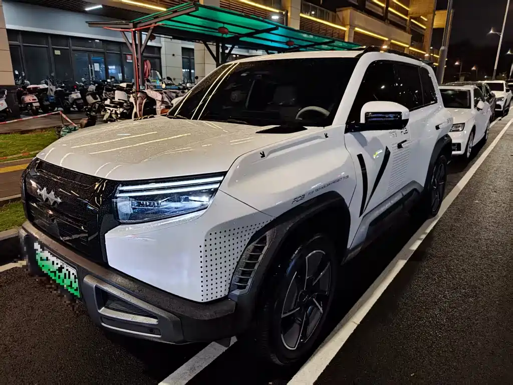 Titanium 3 2025 501KM four-wheel drive Ultra version купить на сайте DeffCars