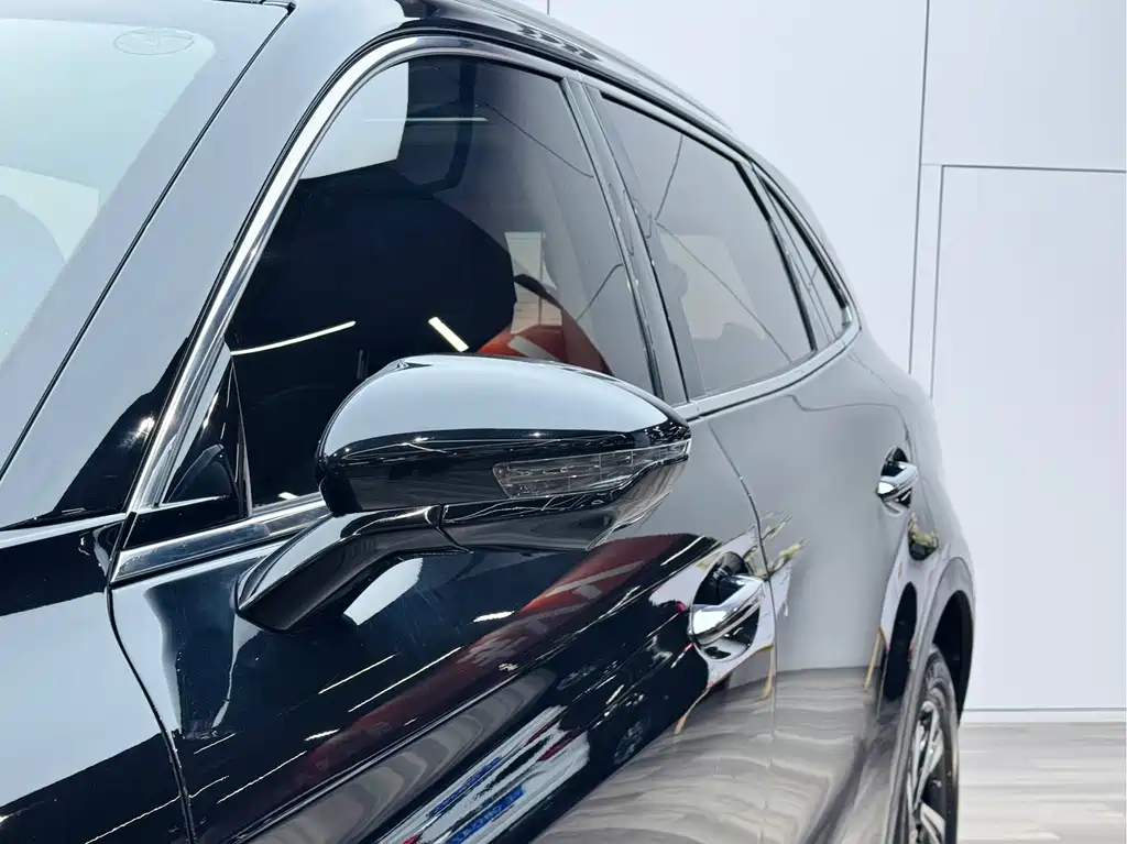 Hongqi HS5 2022 facelift 2.0T Zhilian Flagship Edition купить на сайте DeffCars