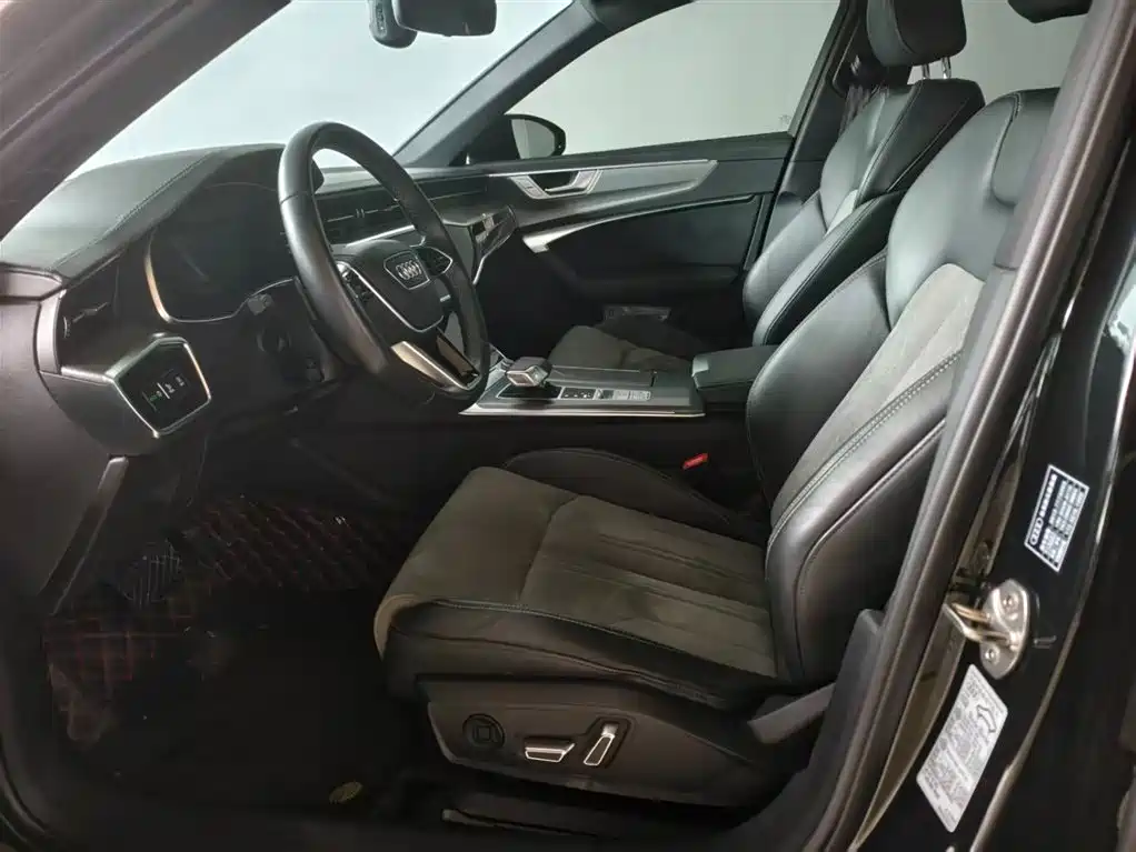 Audi A6L 2024 45 TFSI Premium Dynamic Model купить на сайте DeffCars