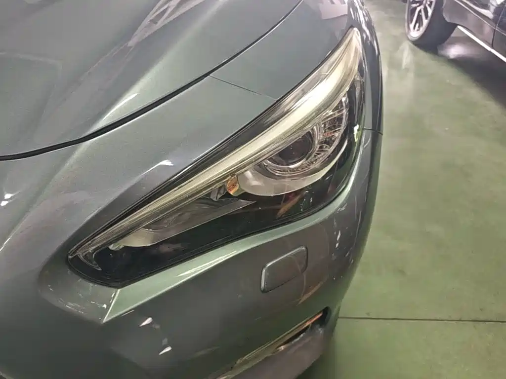 Infiniti Q50L 2016 2.0T Advanced Edition купить на сайте DeffCars