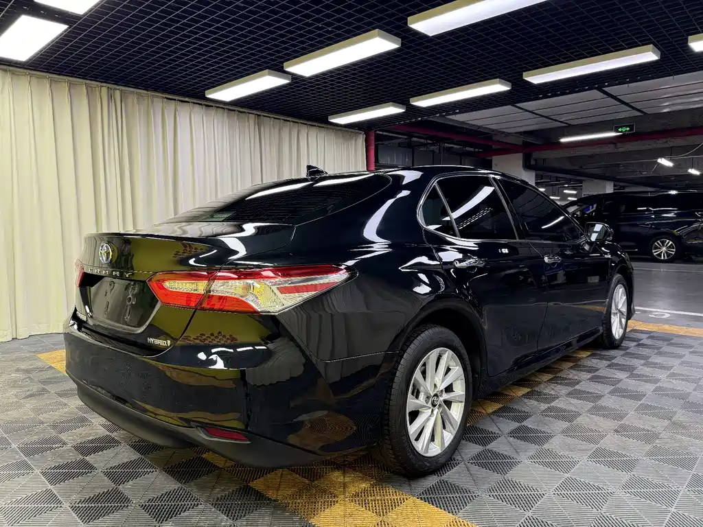 Camry 2021 Dual Engine 2.5HGVP Leading Edition купить на сайте DeffCars