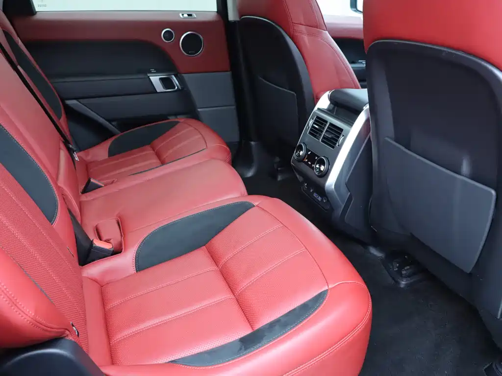 Range Rover Sport 2022 3.0 L6 Black Edition купить на сайте DeffCars