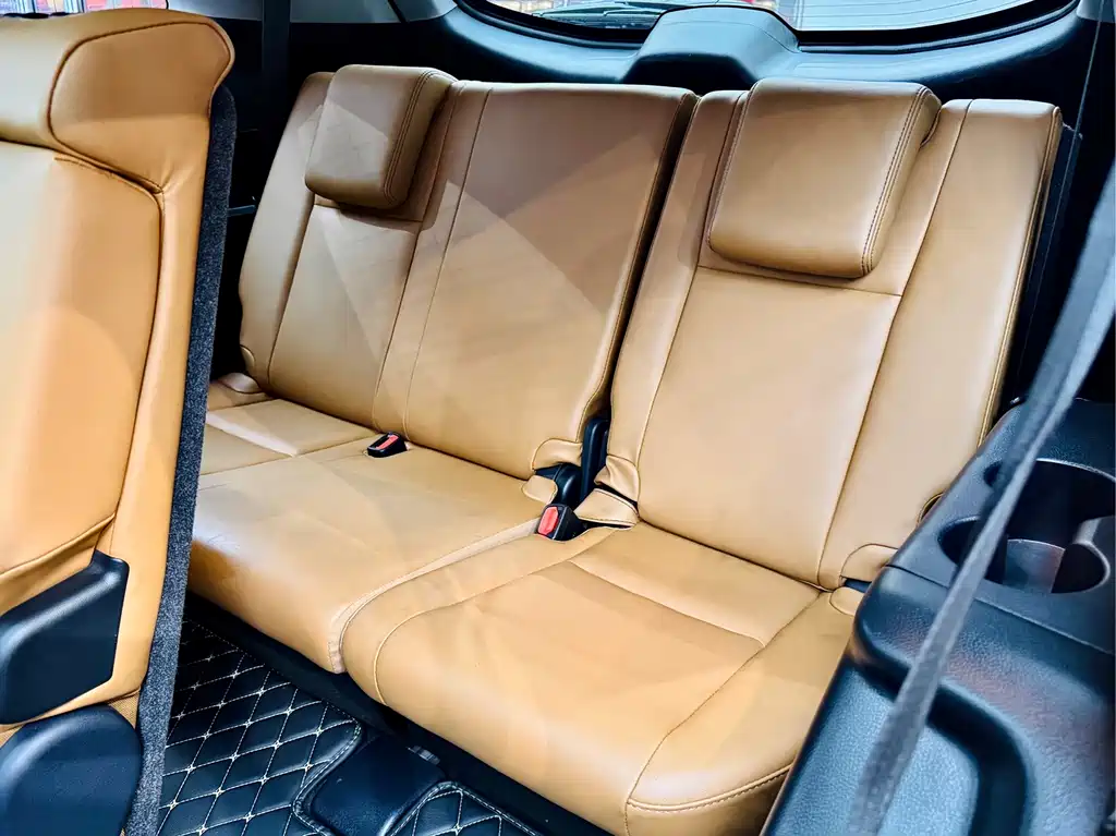 Highlander 2018 2.0T four-wheel drive knight version, 7 seats, National VI купить на сайте DeffCars
