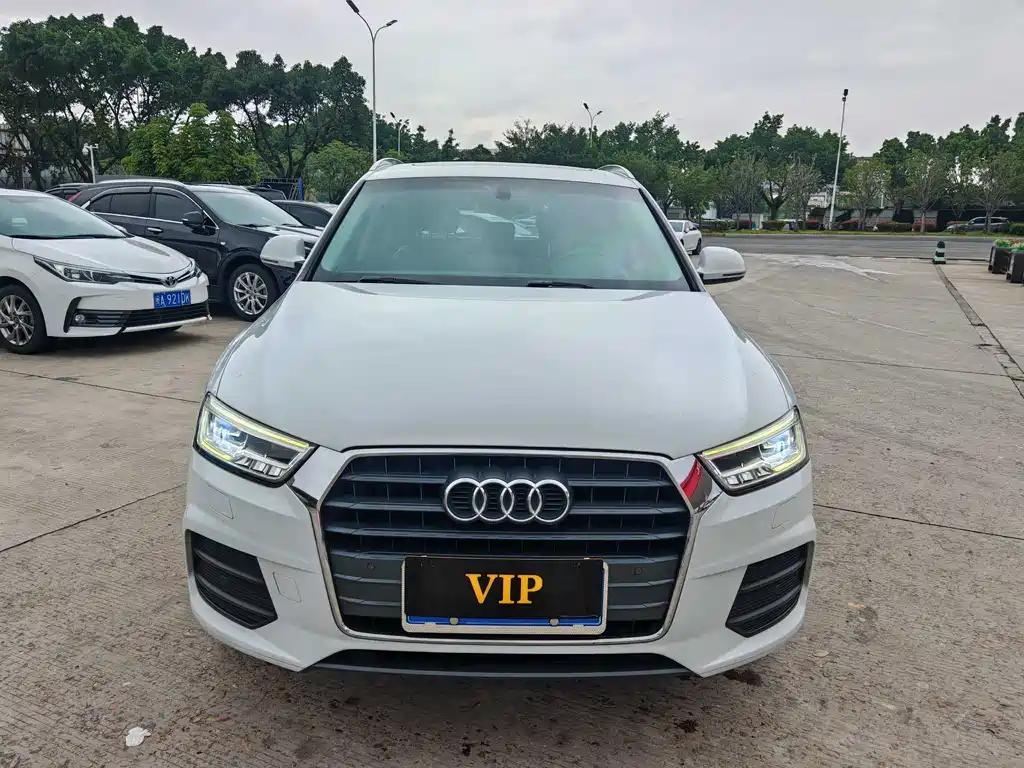 Audi Q3 2018 30th Anniversary Model 30 TFSI Fashion Model купить на сайте DeffCars
