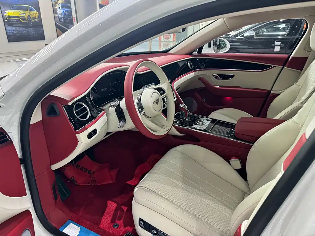 Flying Spur Plug-in Hybrid 2026 4.0T V8 Standard Edition купить на сайте DeffCars