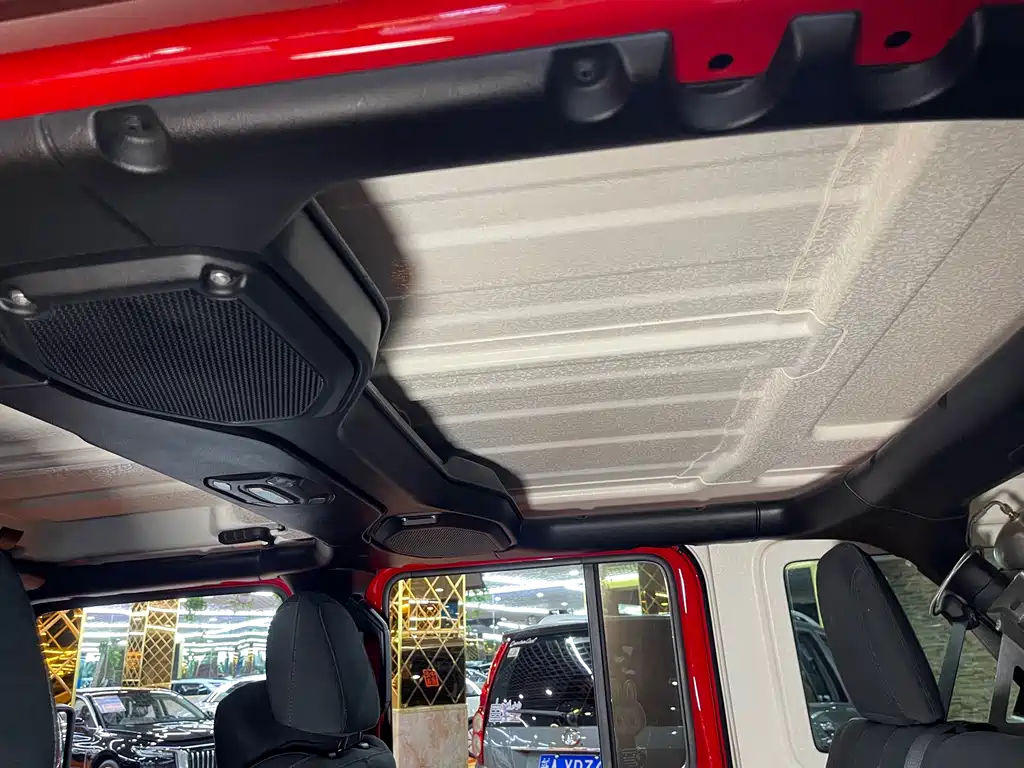Wrangler 2019 2.0T Sahara four-door version National V купить на сайте DeffCars