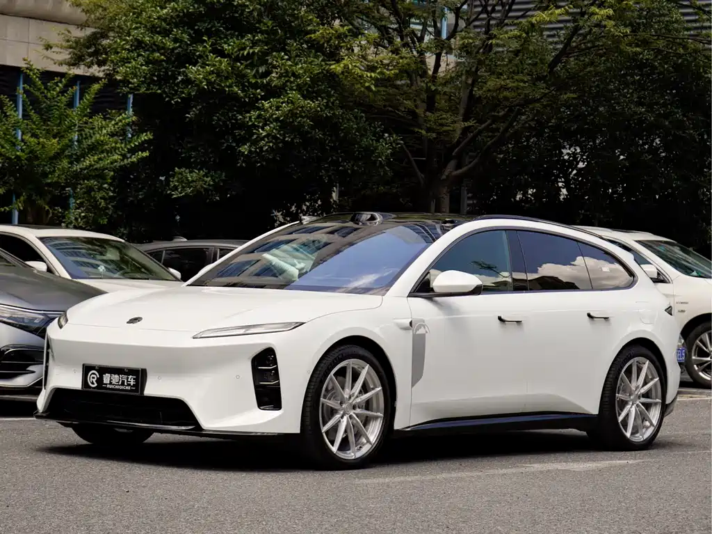 NiO ET5T 2026 Natural Wonderland Edition 100kWh Touring купить на сайте DeffCars