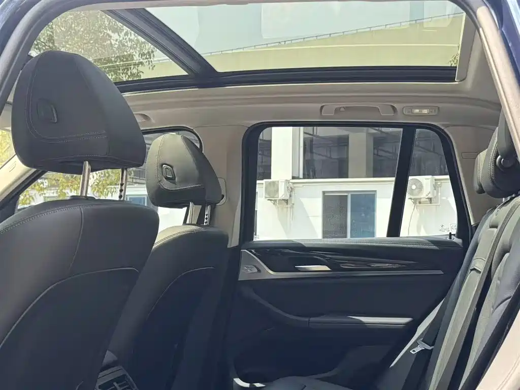 BMW X3 2018 xDrive25i Luxury Package National VI купить на сайте DeffCars