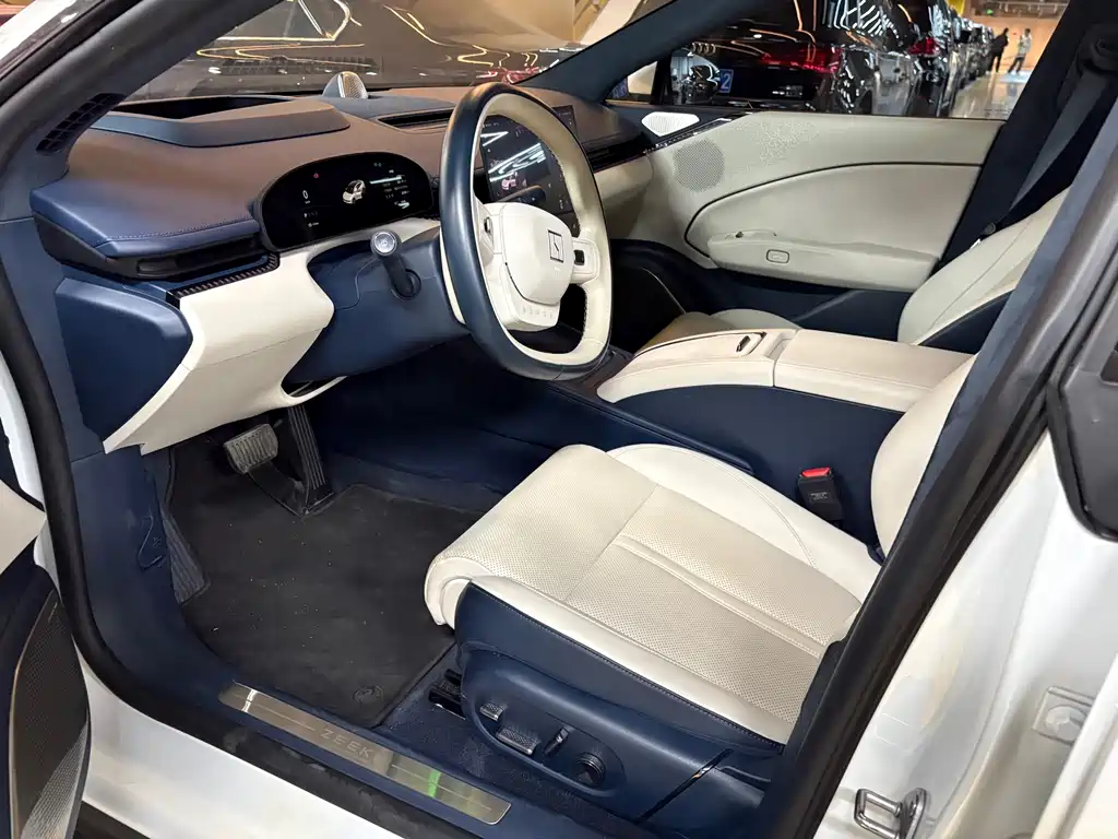 Jikrypton 007 2024 four-wheel drive version 75kWh купить на сайте DeffCars