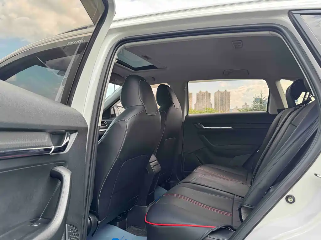 Komic 2021 1.5L automatic comfort version купить на сайте DeffCars