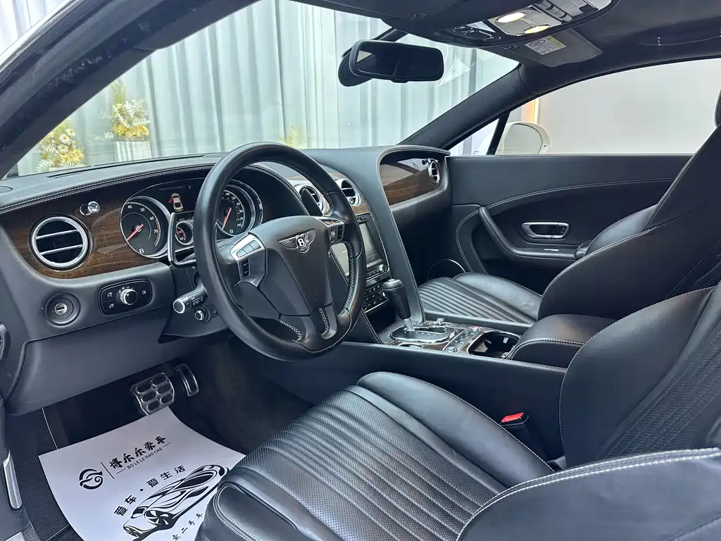 Continental 2017 4.0T GT V8 Standard Edition купить на сайте DeffCars