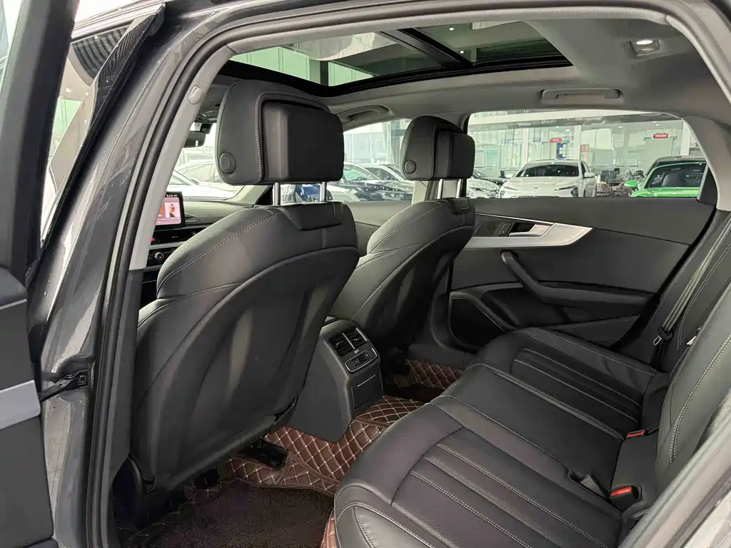 Audi A4L 2024 40 TFSI Fashionable and Dynamic купить на сайте DeffCars