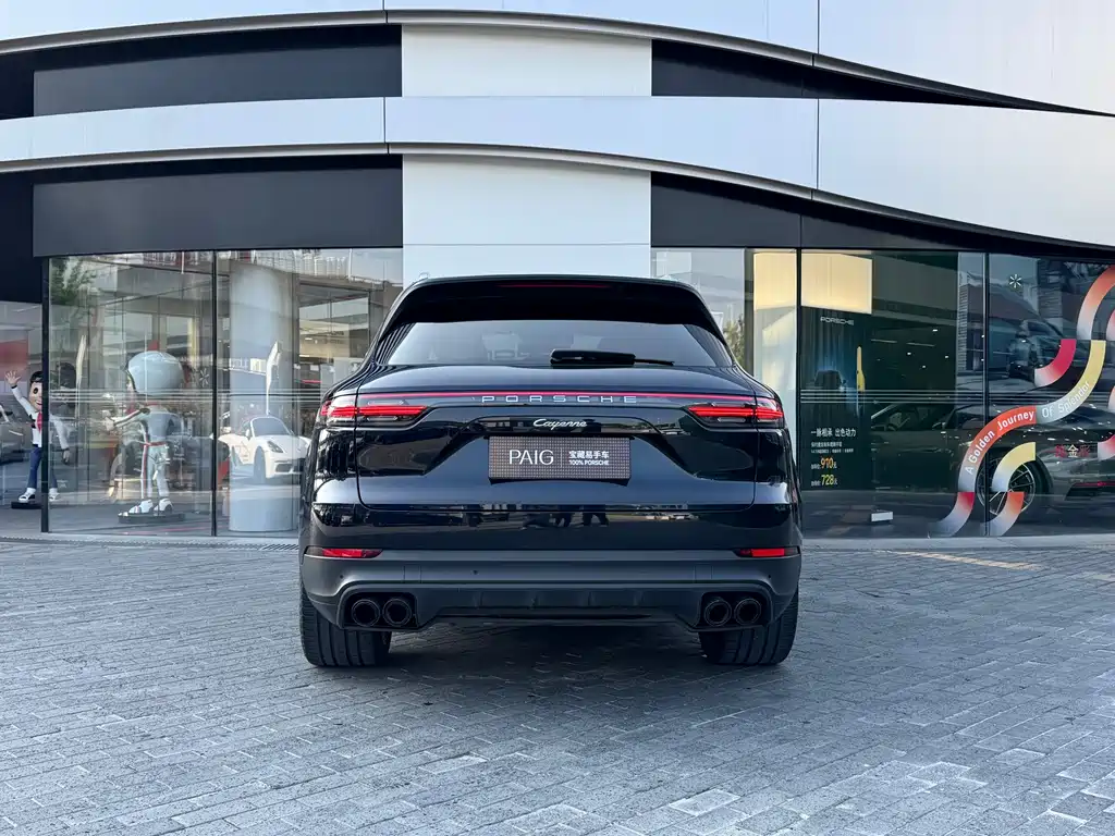 Cayenne New Energy 2020 Cayenne E-Hybrid 2.0T купить на сайте DeffCars