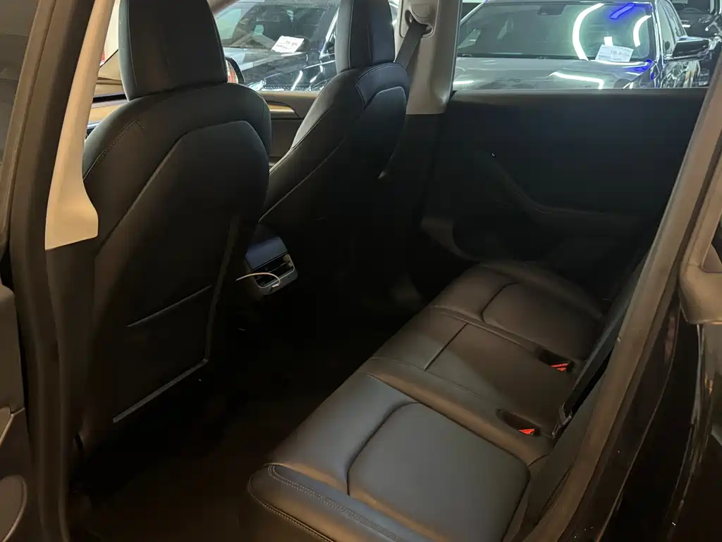 Model Y 2021 long-range all-wheel drive version купить на сайте DeffCars