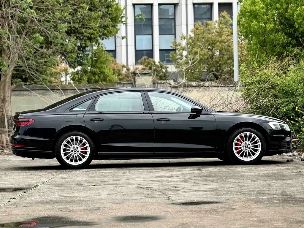 Audi A8 2021 A8L 50 TFSI quattro comfort type купить на сайте DeffCars