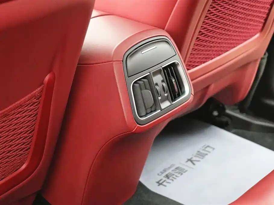 Levante 2019 3.0T Standard Edition National VI купить на сайте DeffCars