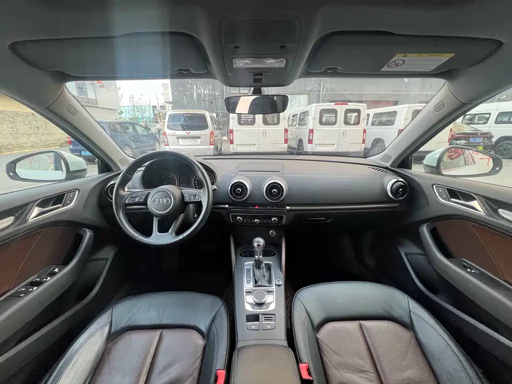Audi A3 2019 Sportback 35 TFSI Fashion Type National VI купить на сайте DeffCars