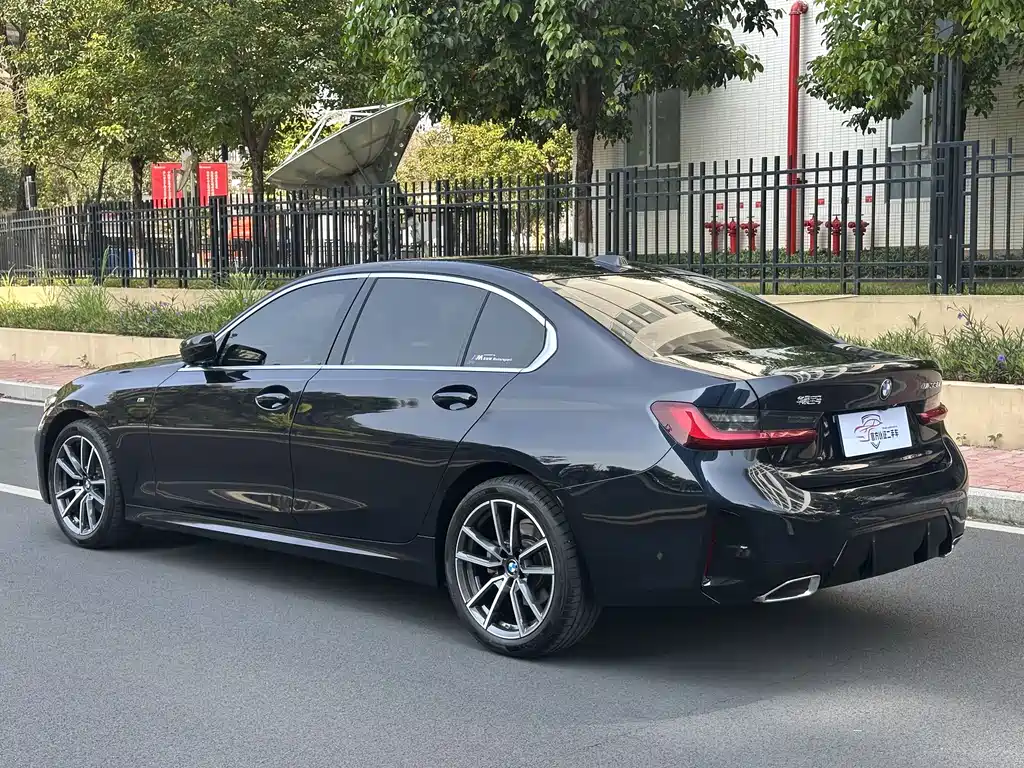 BMW 3 Series 2025 325Li M Sports Package купить на сайте DeffCars