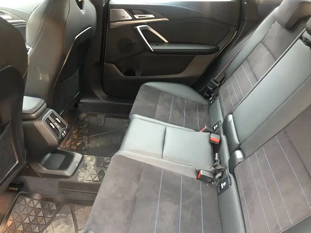 BMW X1 M35Li 2024 M35Li купить на сайте DeffCars