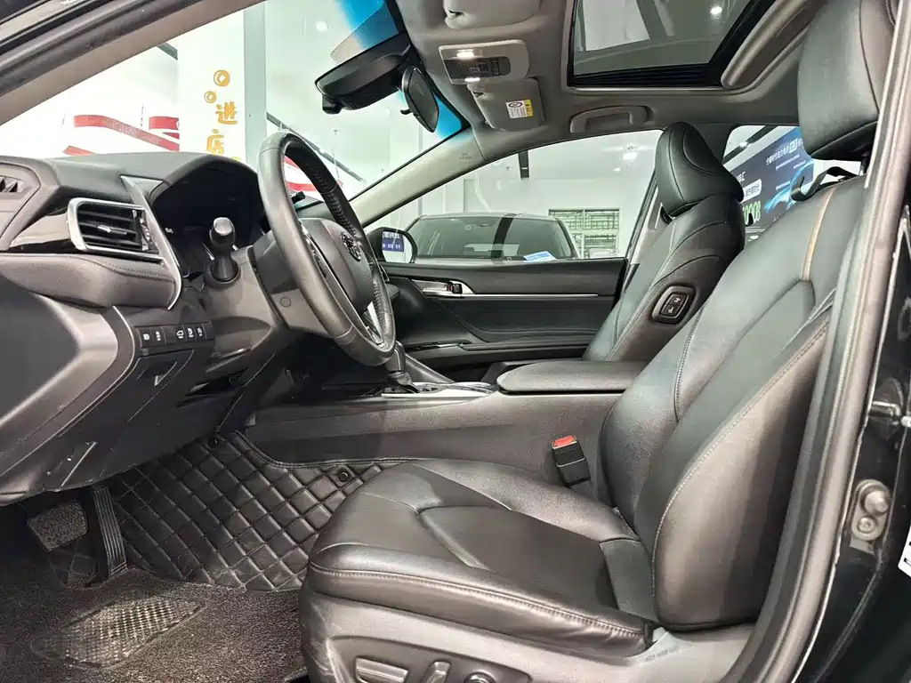 Camry 2021 2.0G Deluxe Edition купить на сайте DeffCars