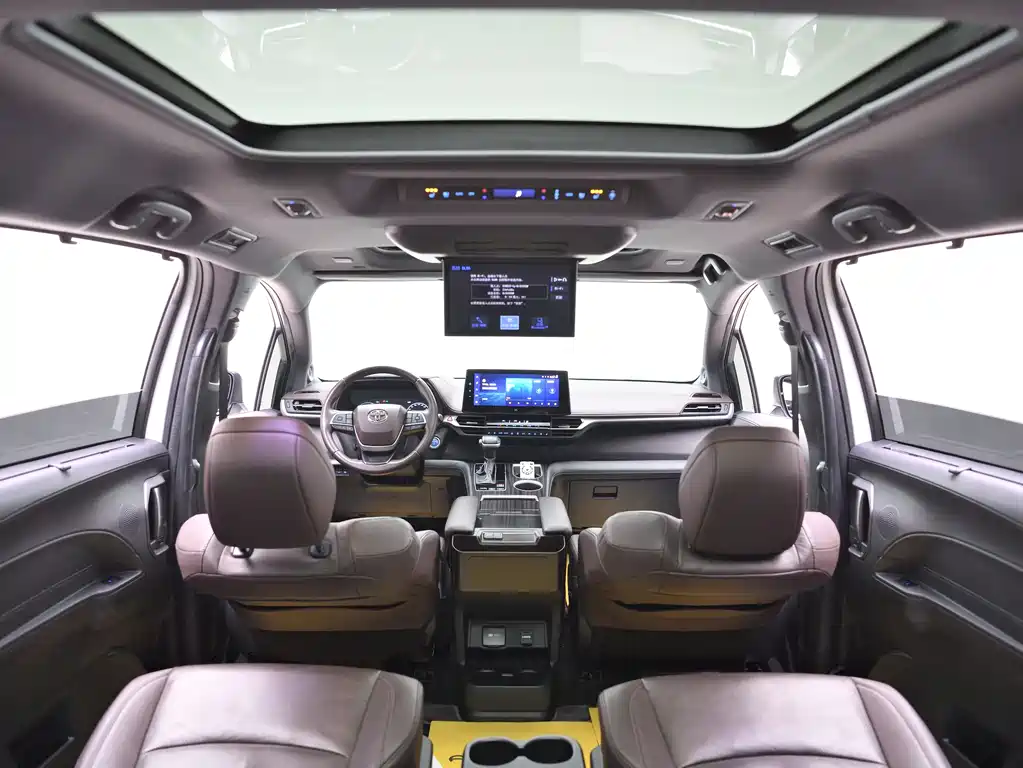 SIENNA 2021 2.5L Hybrid Platinum Edition купить на сайте DeffCars