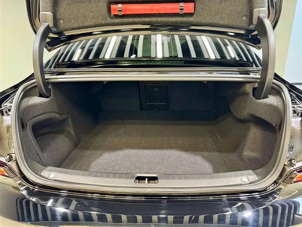 Volvo S90 2024 B5 Zhiyuan Luxury Edition купить на сайте DeffCars