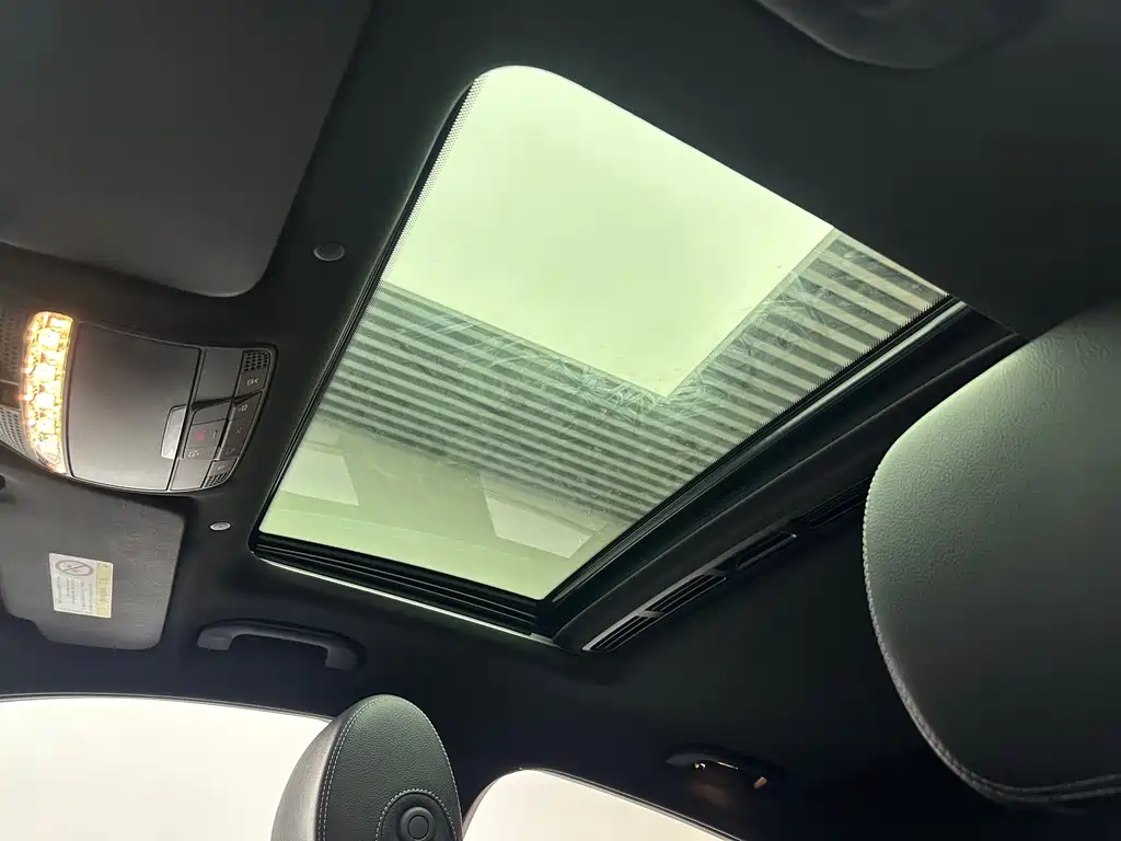 Mercedes-Benz GLC coupe 2022 facelift GLC 260 4MATIC coupe SUV купить на сайте DeffCars