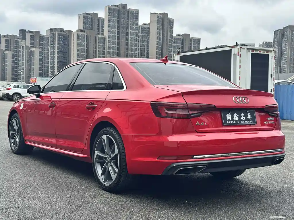 Audi A4L 2019 40 TFSI Enterprising Country V купить на сайте DeffCars