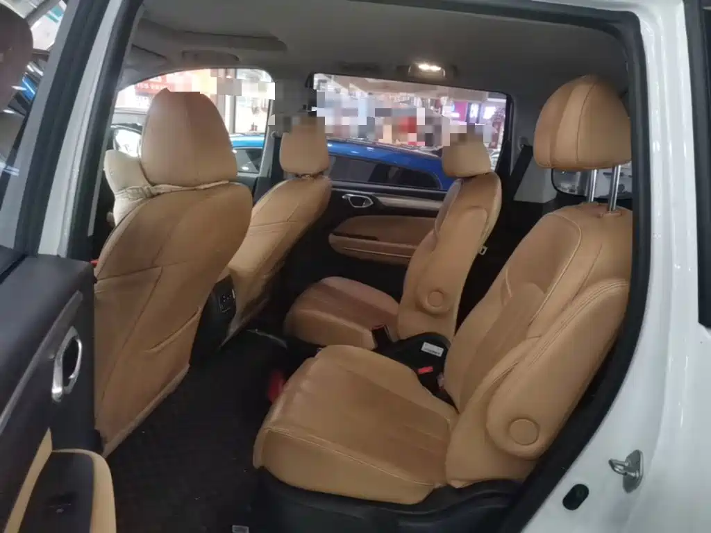 Trumpchi M6 2023 PRO 270T DCT Deluxe Edition купить на сайте DeffCars