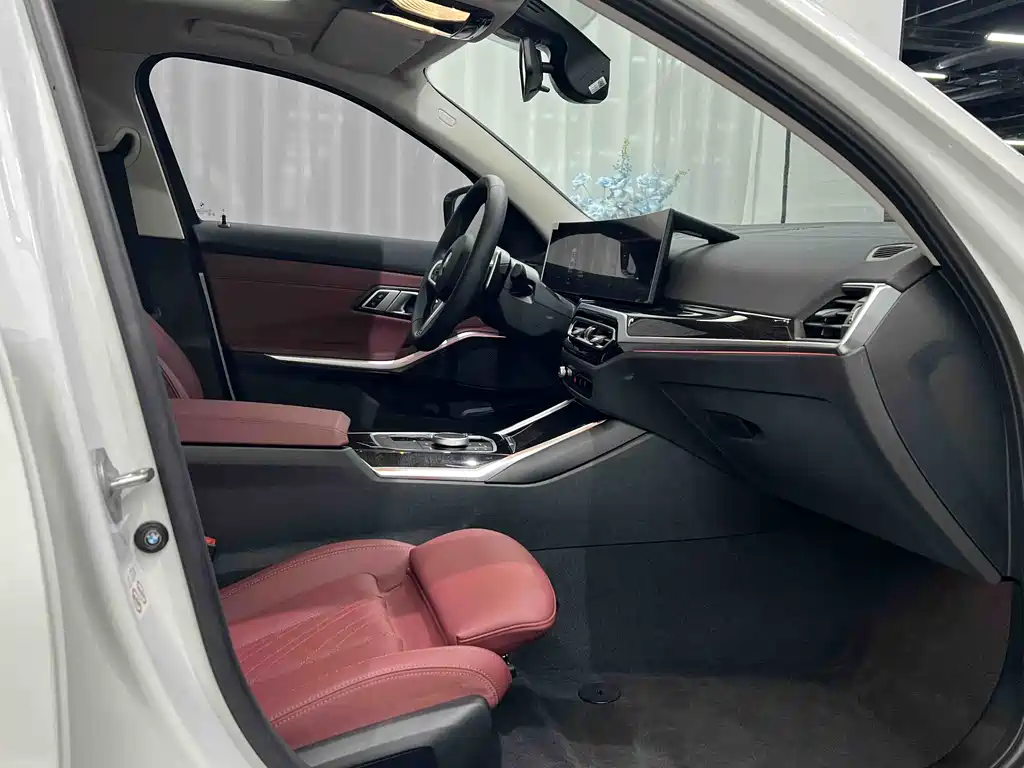 BMW 3 Series 2024 325Li M Sports Package купить на сайте DeffCars