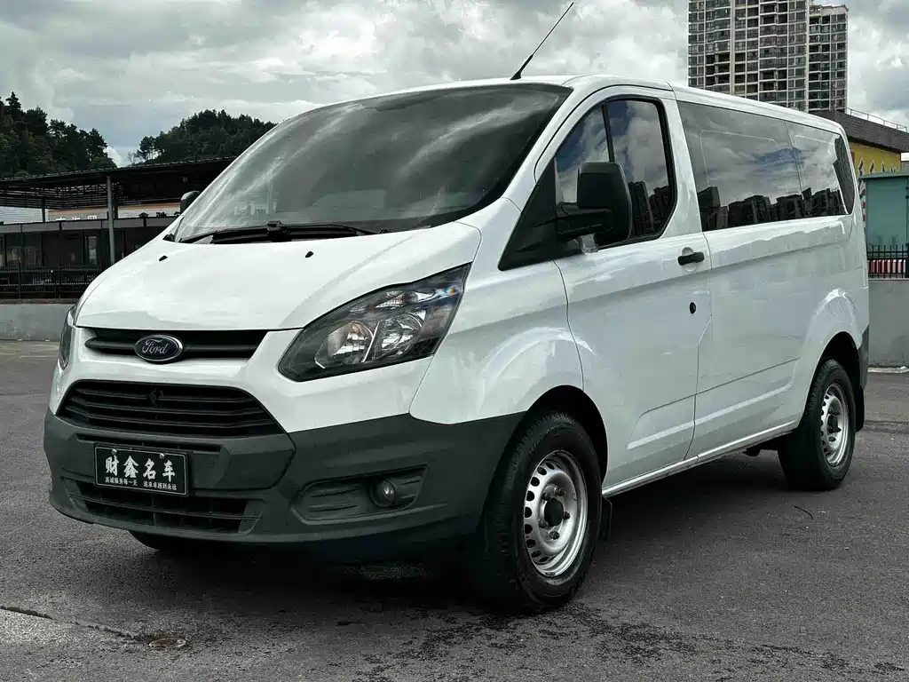 Transit 2019 2.0T Diesel Multipurpose Commercial Vehicle Short Axle Low Top 6 Seater Country VI купить на сайте DeffCars